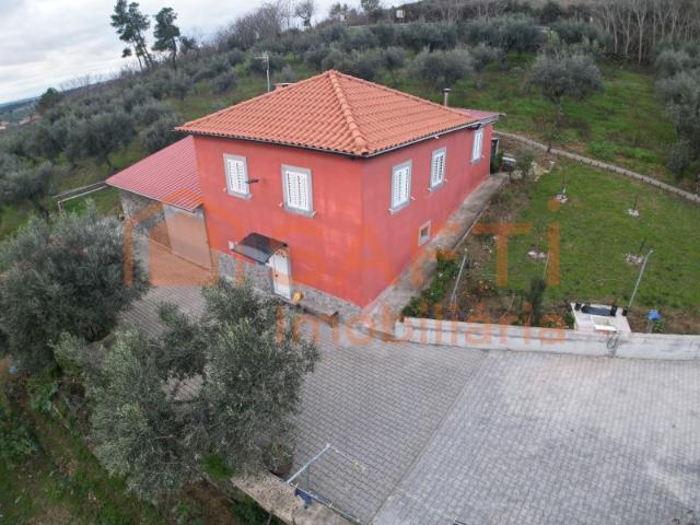 Quinta venda em Sezulfe, Lamas