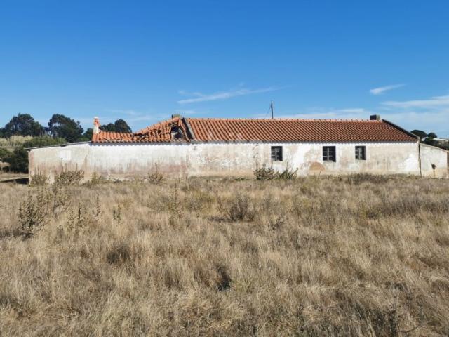 Quinta venda em Foros de Pouca Farinha, Sines