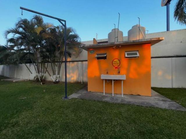 Quinta con 1 recámara y 1251 m2 superficie de terreno en venta en Mata de Pita Veracruz