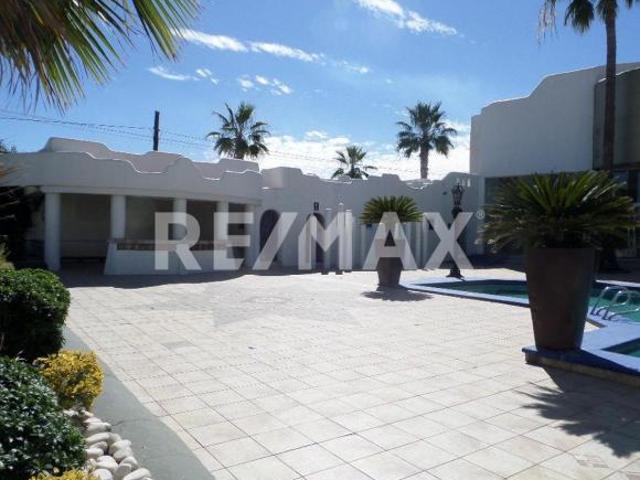 Quinta con 3664 m² de superficie de terreno en calle Tabalaopa
