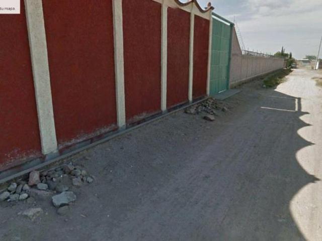 Quinta con 8829 m2 de terreno, en venta en Roque, Gto