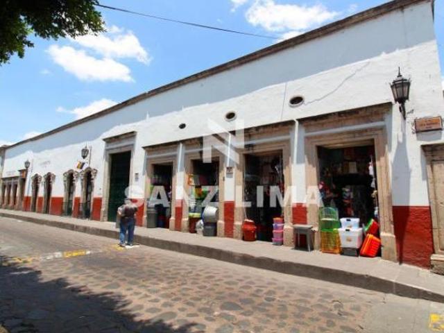 QUINTA CUITZEO: BELLA PROPIEDAD COLONIAL EN JARDIN PRINCIPAL, PARA USO COMERCIAL