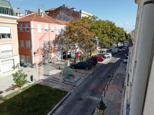 Prédio venda em Seixal, Setúbal