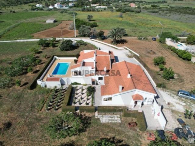 Casa venda em Cama da Vaca, Lagos