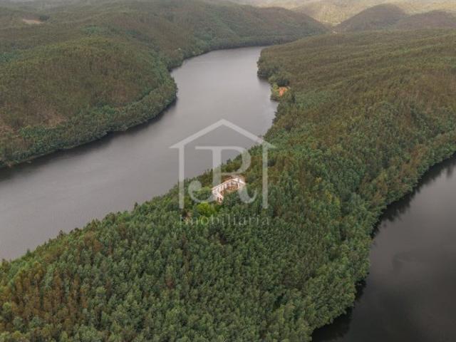 Quinta venda em Cunhedo, Penacova