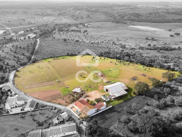Quinta venda em Évora