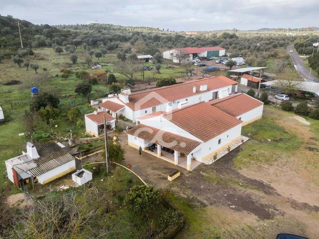 Quinta venda em Estremoz, Évora