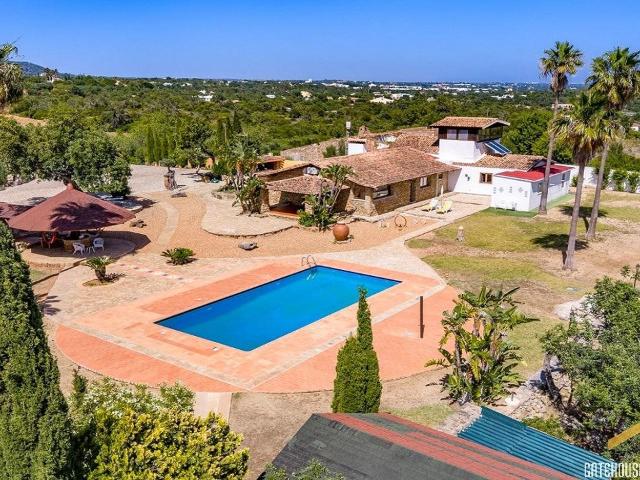 Vivenda venda em Olhão, Faro