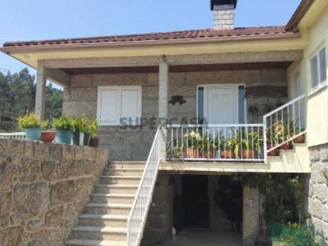 Casa venda em Parada Do Bouro, Braga