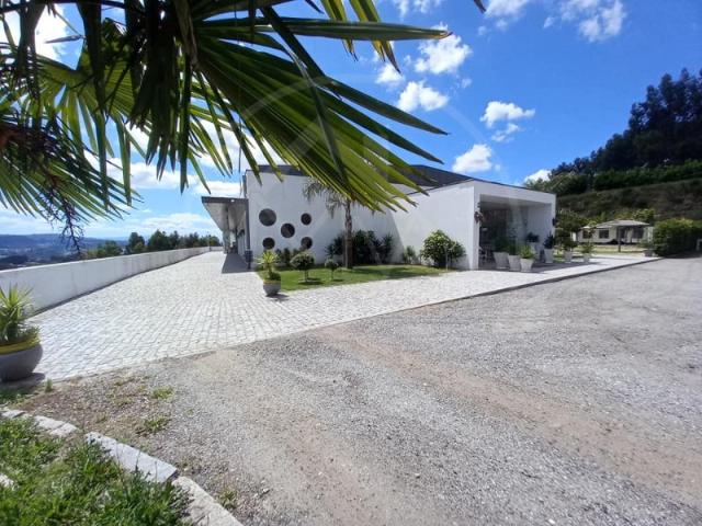 Quinta venda em Louredo