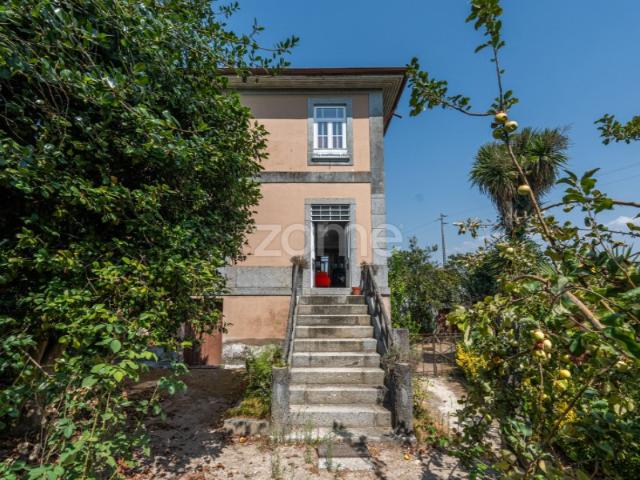 Quinta venda em Felgueiras, Pedreira