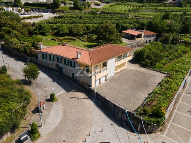 Quinta venda em Escudeiros e Penso (Santo Estêvão e São Vicente), Braga