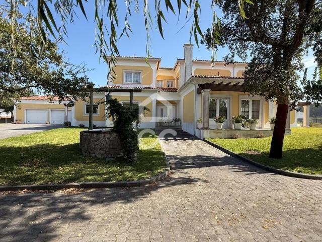Vivenda venda em Alcobaça, Leiria