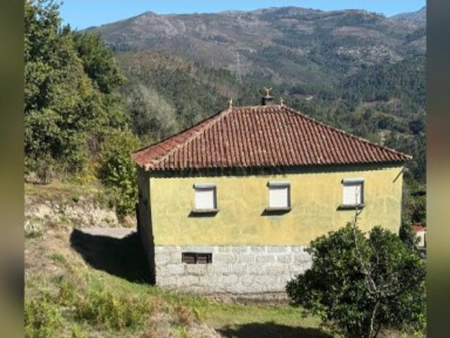 Casa venda em Alvora e Loureda, Arcos de Valdevez