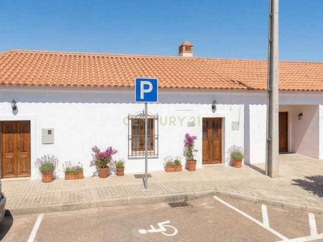 Casa venda em Montes Juntos, Capelins (Santo António)