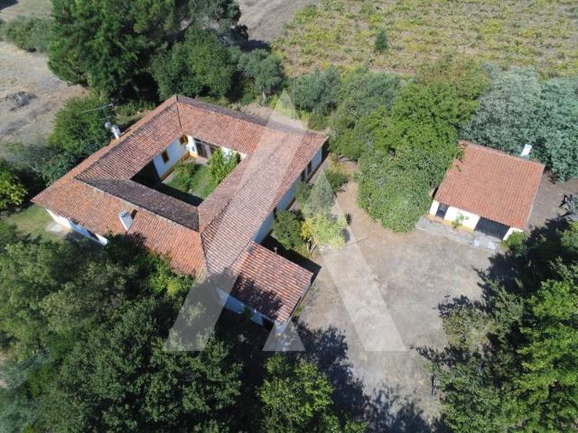 Quinta venda em Bacelo e Senhora da Saúde, Évora