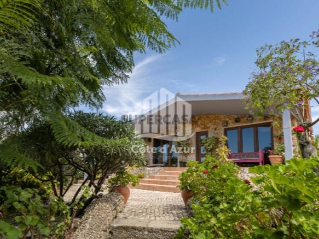 Casa venda em Azeitão (São Lourenço e São Simão), Setúbal