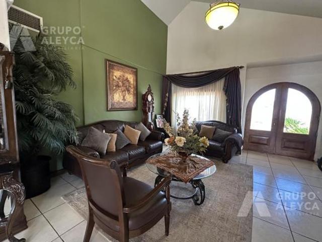 Quinta en Ejido Tabaloapa