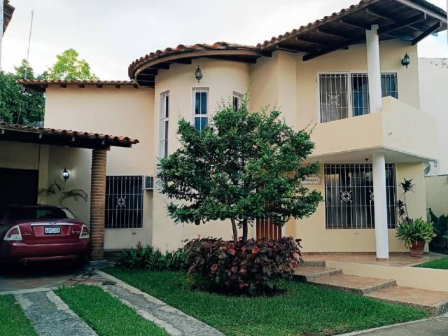 Casa en venta en Urbanización Doña Elvira, San Juan de Los Morros