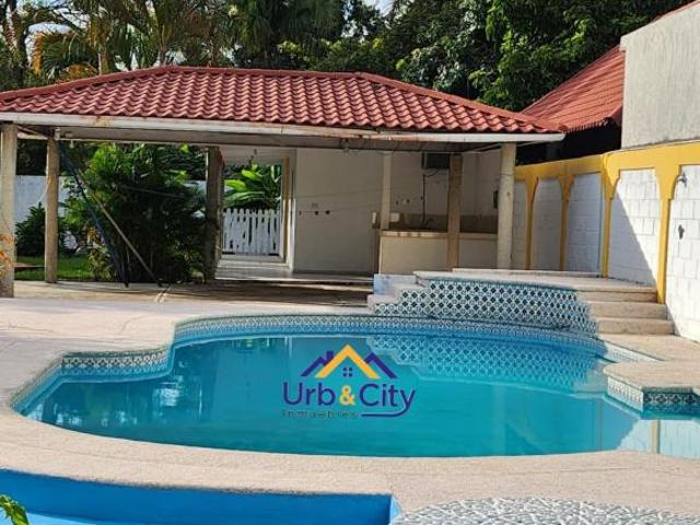 Quinta en venta con alberca, Carretera Nacajuca Villahermosa