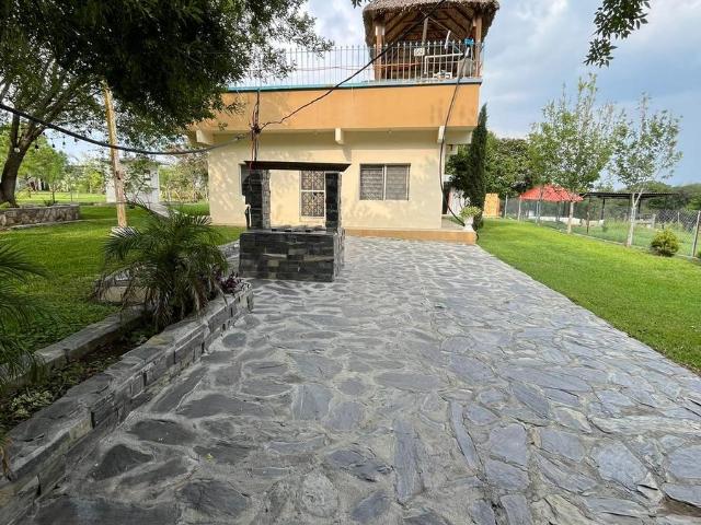 Casa en venta en Allende, Nuevo León