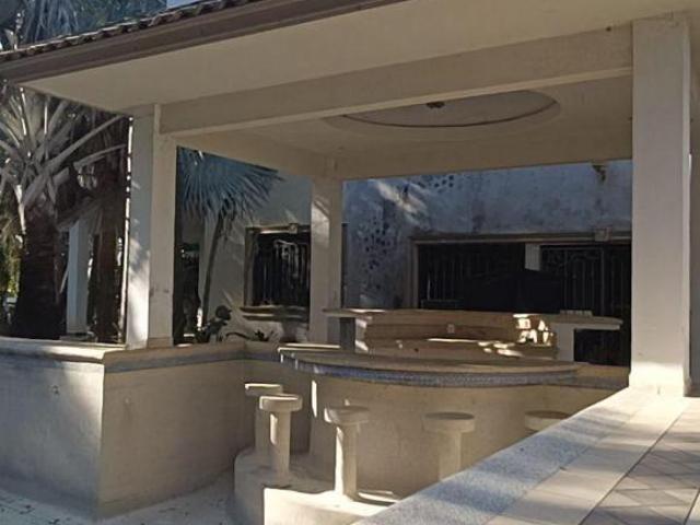 QUINTA EN VENTA EN EL HUAJUQUITO, ZONA CARRETERA NACIONAL