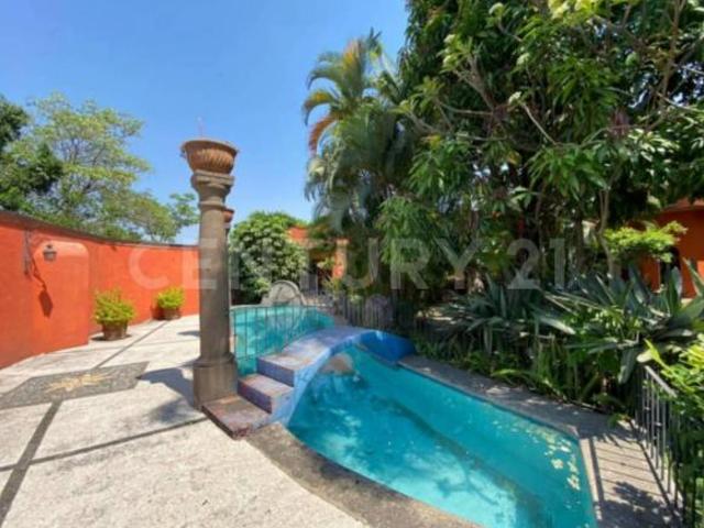 Quinta en venta en Fraccionamiento Palmira Cuernavaca, Morelos