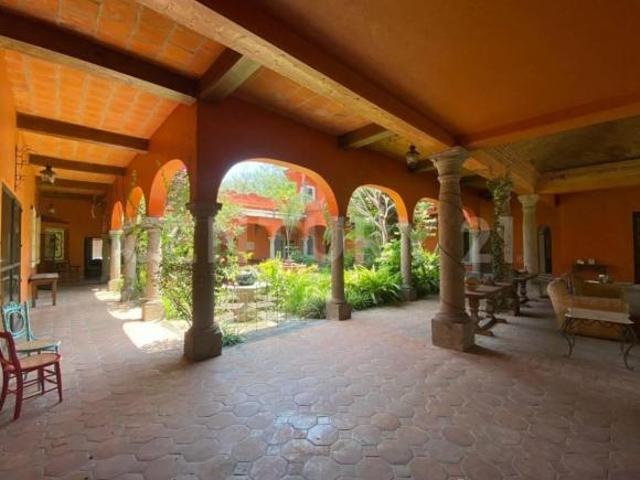 Quinta en venta en Fraccionamiento Palmira Cuernavaca, Morelos