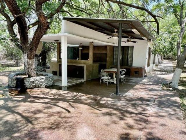 Quinta en venta en Los Nogales, Santa Catarina