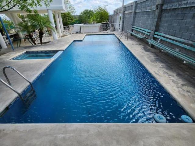 Quinta en venta en Salinas Victoria, Nuevo León