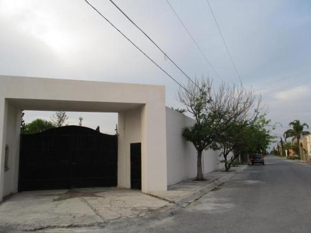 Quinta en Venta Portal del Norte, Zuazua esquina