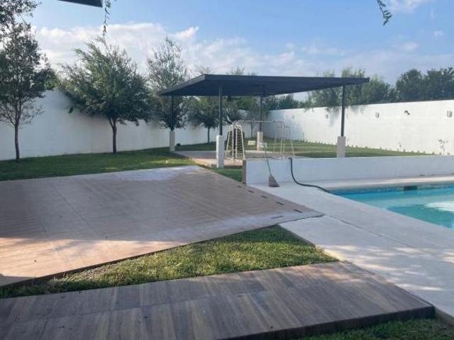 Quinta en Venta, Tu espacio Ideal para descansar o Invertir, en Portal del Norte