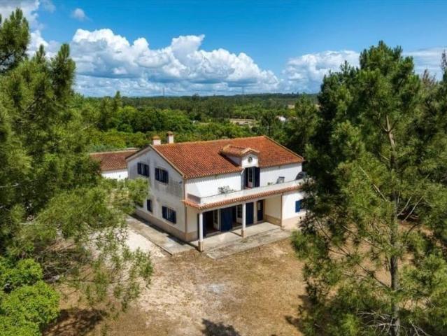Casa venda em Vale De Santarém Casa venda em Vale De Santarém