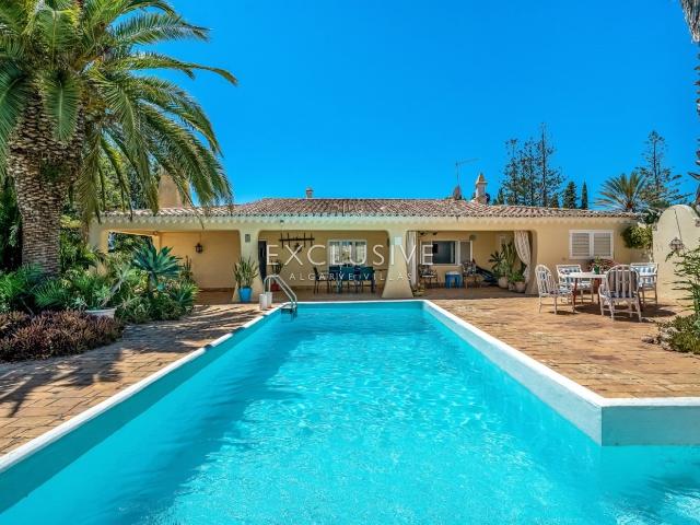 Vivenda venda em Lagoa, Faro