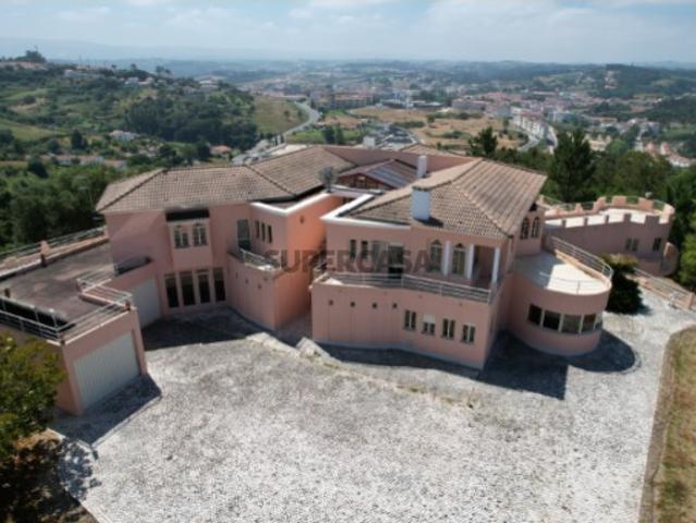 Casa venda em Alcobaça, Leiria