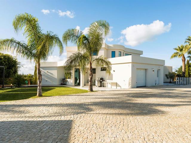 Vivenda venda em Cortelhas, Albufeira