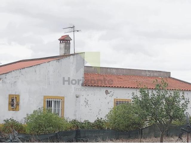 Quinta venda em Mourã, Beja