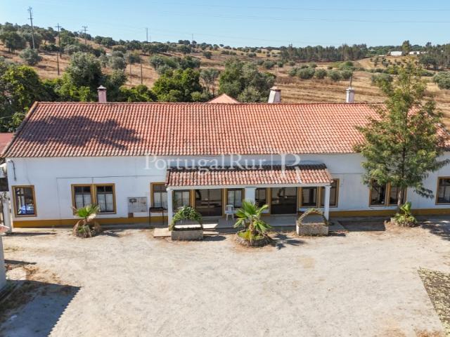 Quinta venda em Montemor-o-novo, Évora