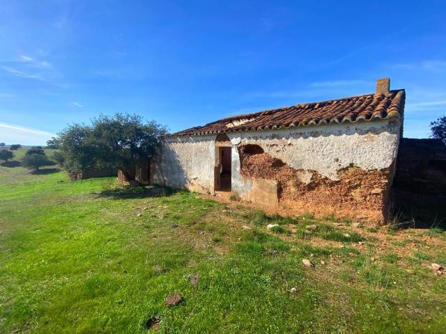 Vivenda venda em Corte do Pinto, Beja