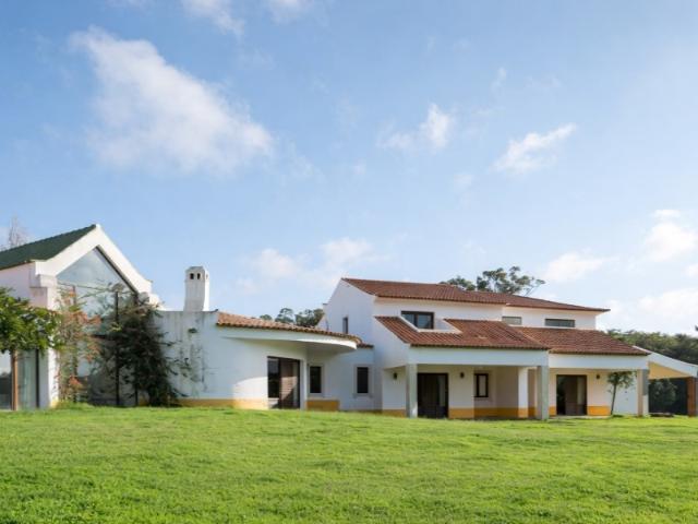 Quinta venda em Casal da Avarela, Óbidos