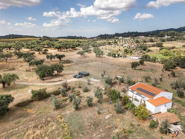 Quinta venda em Reguengo e São Julião, Portalegre