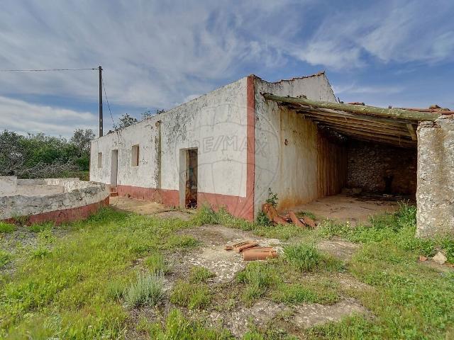 Quinta venda em Poço do Guino, São Bartolomeu de Messines