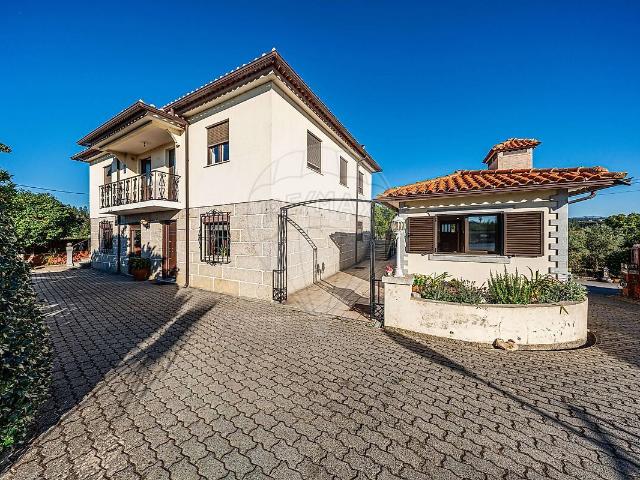 Quinta venda em Mouraz e Vila Nova da Rainha, Tondela