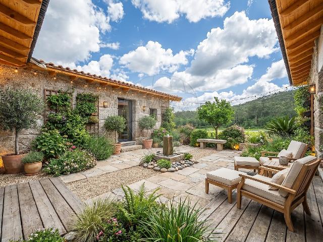 Quinta venda em Sande (Vila Nova), Guimarães