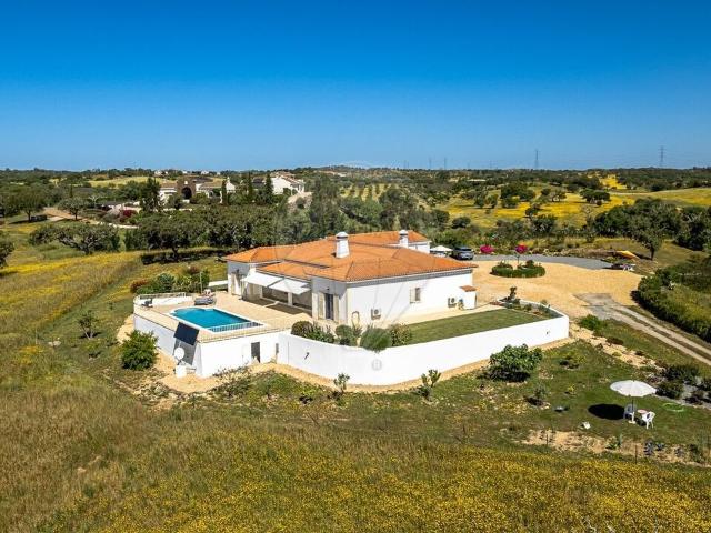 Quinta venda em Castelão, Ourique