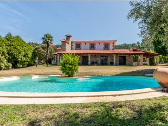 Casa venda em Penafiel, Meios