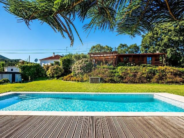 Quinta venda em Nogueira, Meixedo e Vilar de Murteda, Viana do Castelo