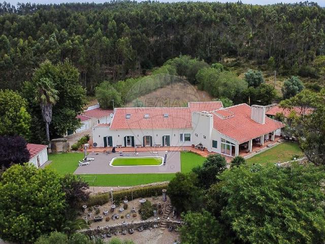 Quinta venda em Santo Quintino, Sobral de Monte Agraço