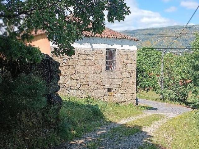 Quinta venda em Colmeal da Torre, Belmonte