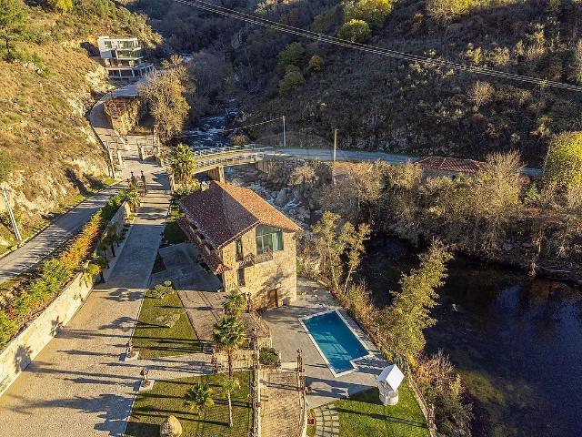 Quinta venda em Várzea de Abrunhais, Lamego